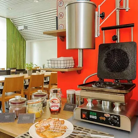 Hotel Ibis Hauptbahnhof 3*